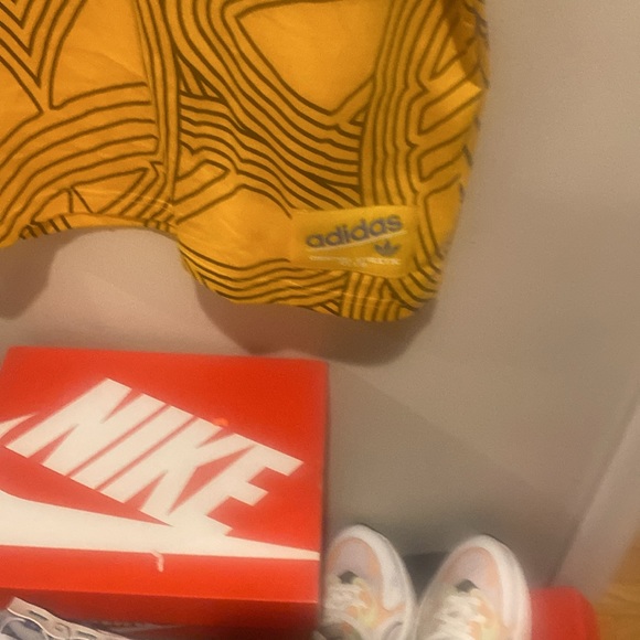 Brand New Men’s adidas shirt - Picture 4 of 6